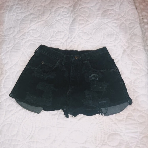 Aritzia black shorts